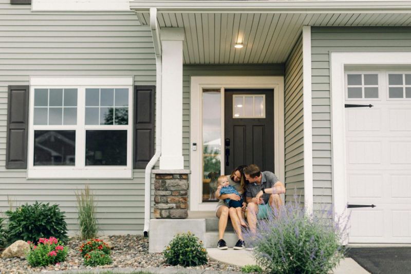 A Las Vegas buyer comparing conventional mortgage options